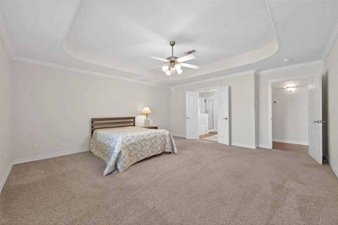 Photo of 3327 Willowbend Road