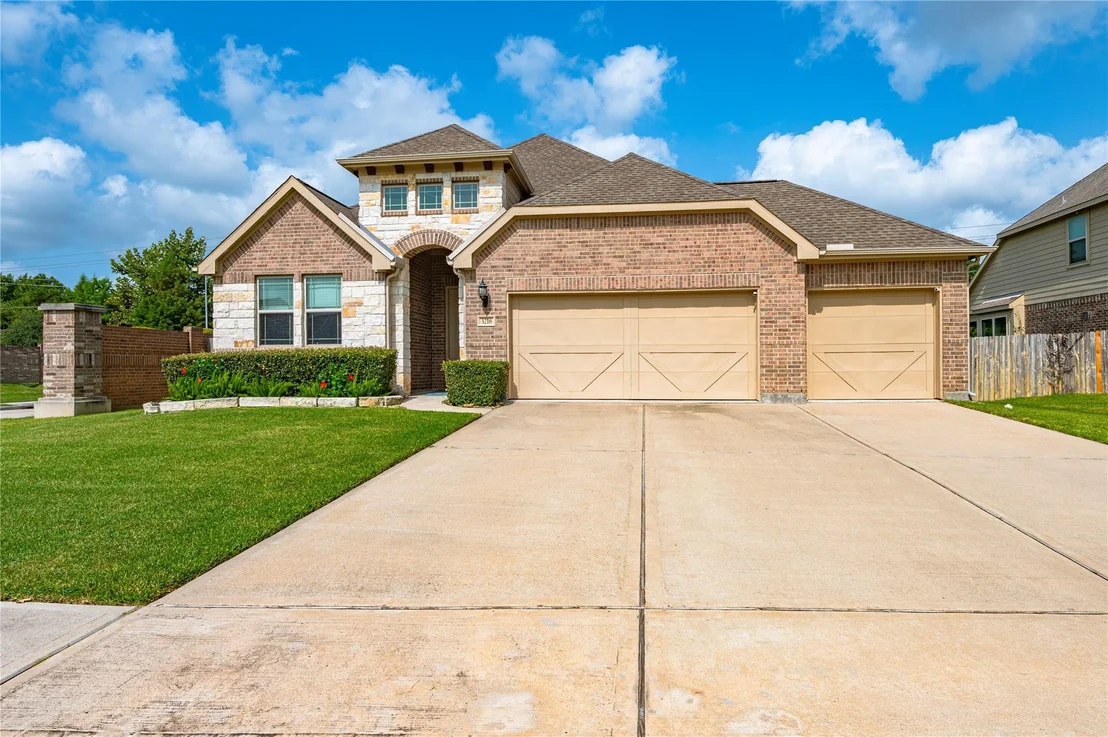Photo of 3216 Parker Drive