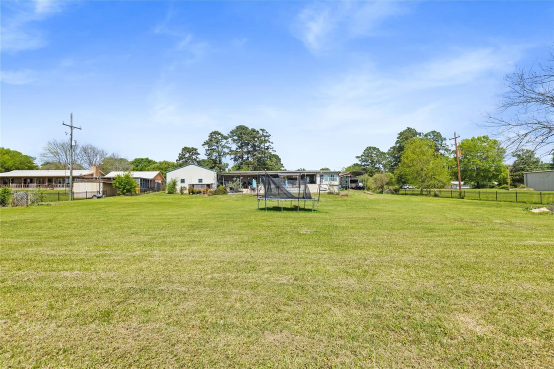 Photo of 174 Lake Front Drive