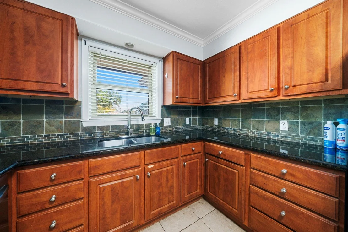 Photo of 1723 Campbell Road