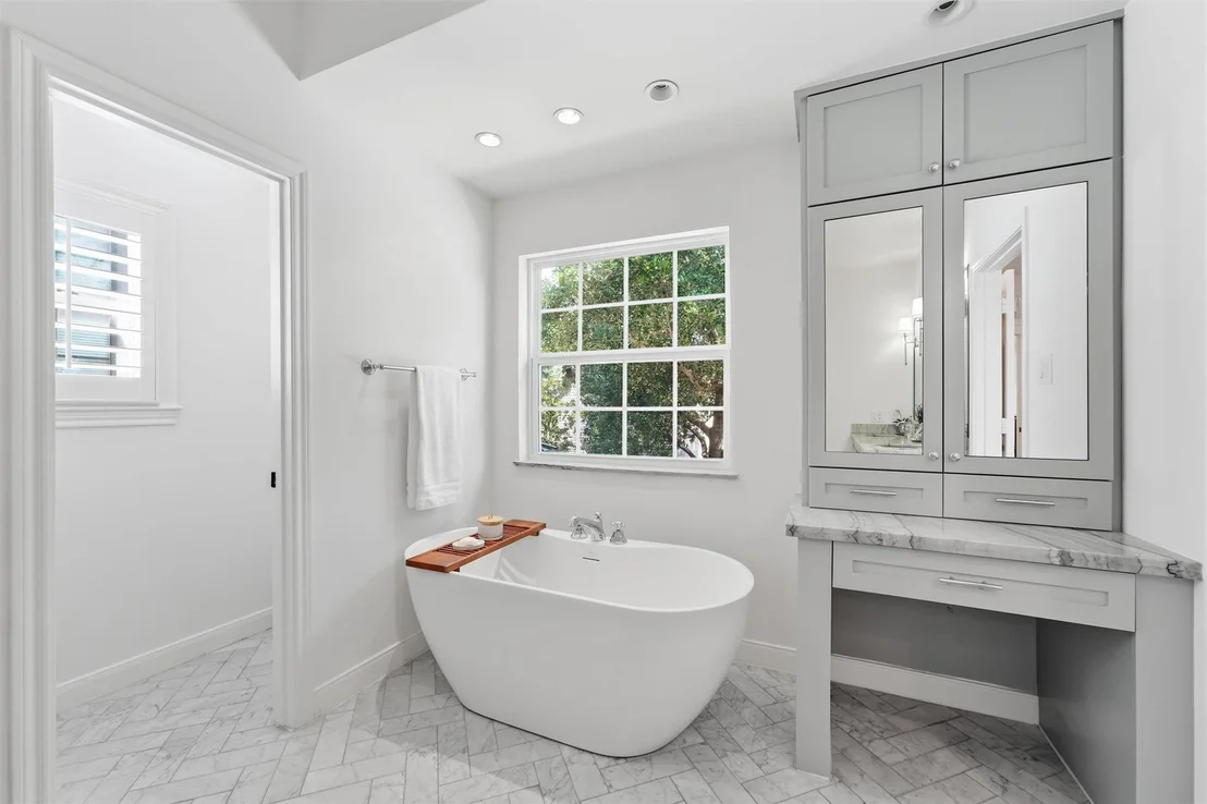 Photo of 3930 Marlowe Street