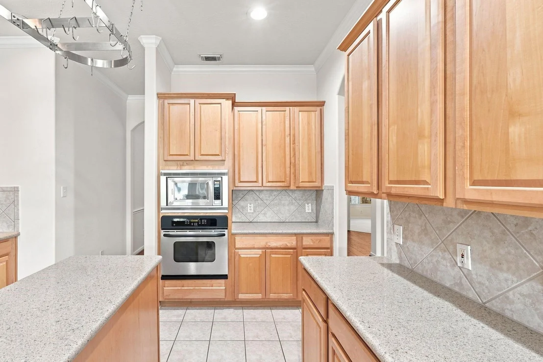 Photo of 6127 Merry Pine Court