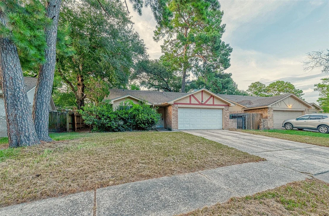 Photo of 7035 Foxfield Lane