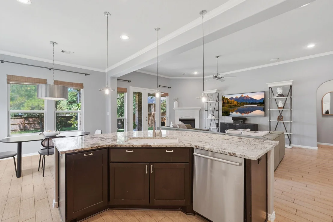 Photo of 111 Riverbend Way
