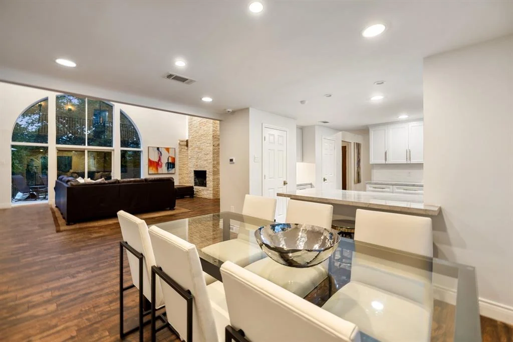 Photo of 2 Warrenton Drive