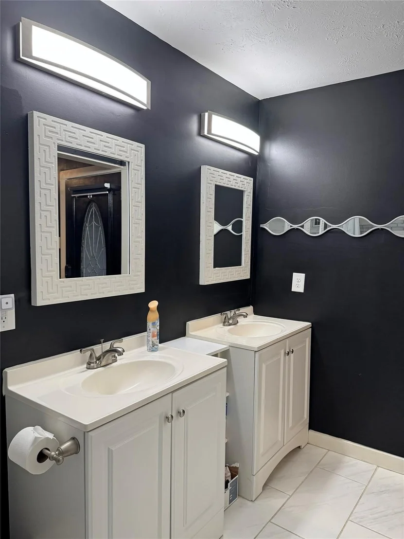Photo of 21636 Allyssa Lane