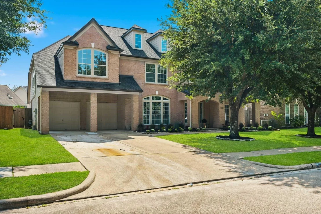 Photo of 16010 Ashvale Drive