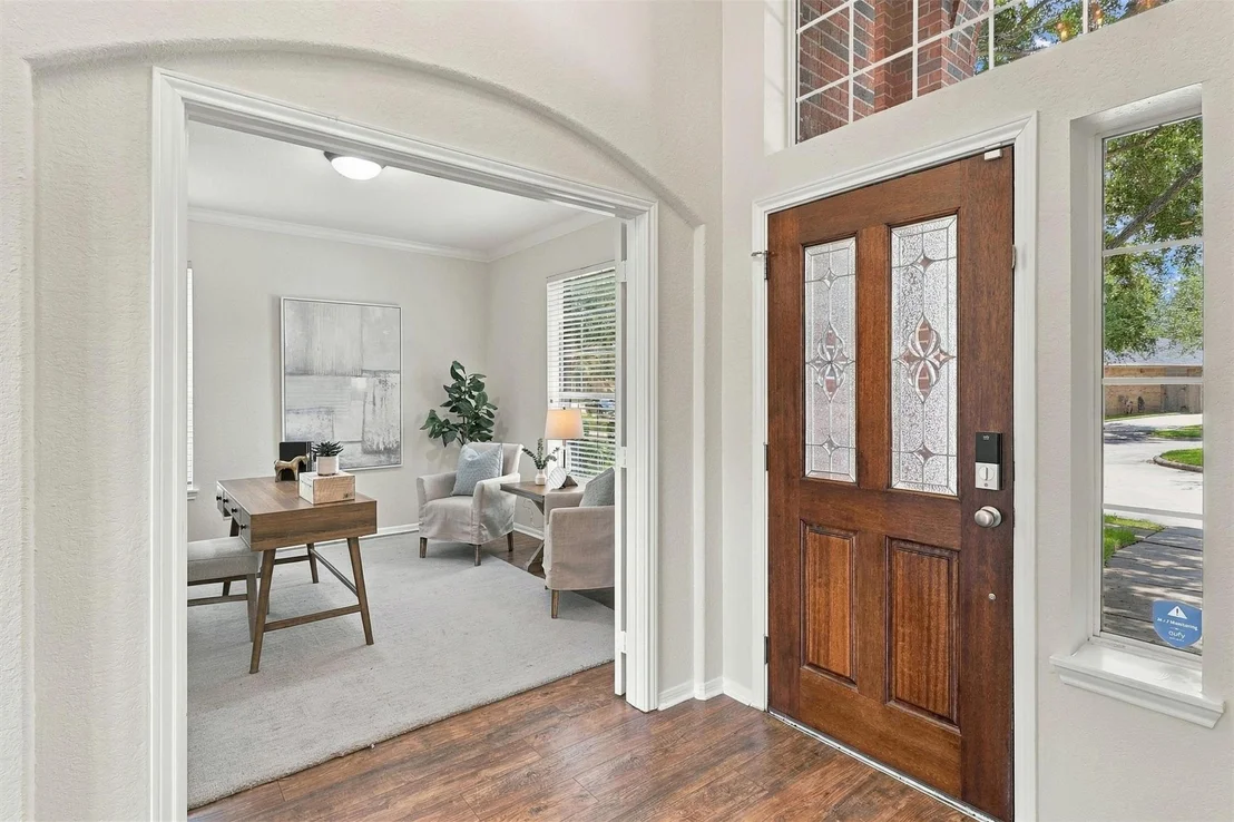 Photo of 7807 Ravens Point Drive