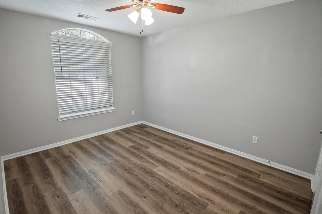 Photo of 20418 Cherry Haven Circle