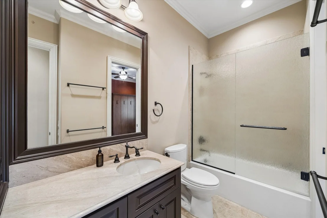 Photo of 8 Greyton Lane