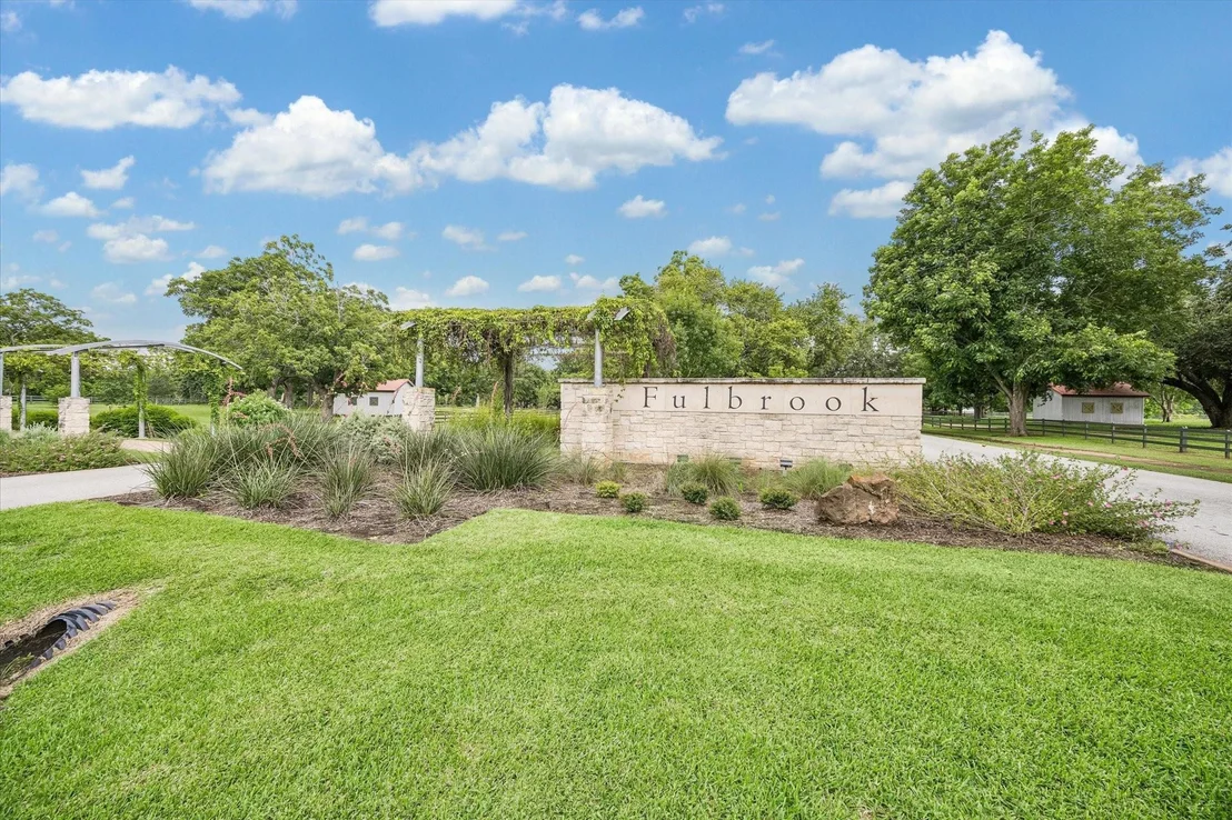 Photo of 32102 Fulbrook Commons