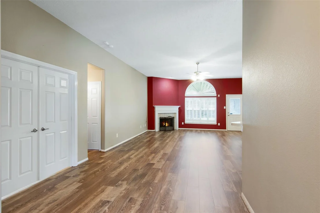Photo of 21406 Avalon Queen Drive