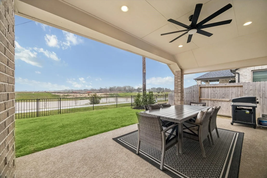 Photo of 31130 Crescent Hill Drive