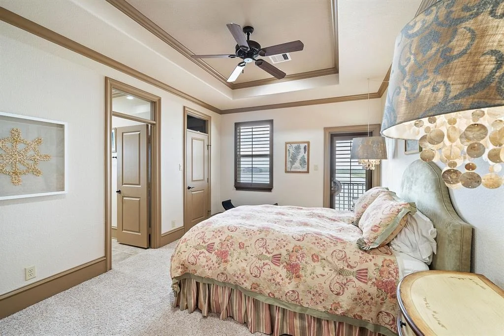 Photo of 21 Loggerhead