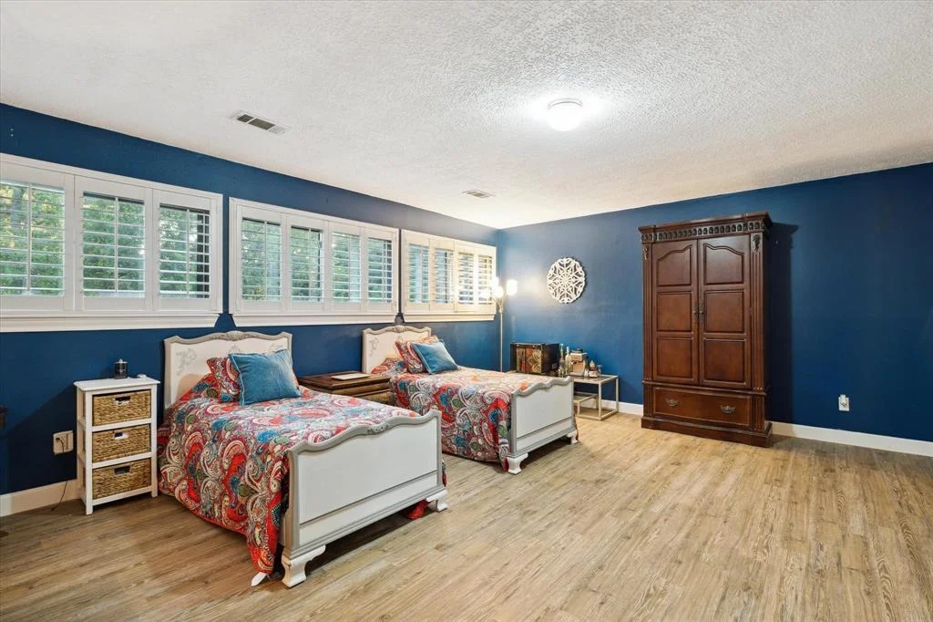 Photo of 7702 Northbridge Drive