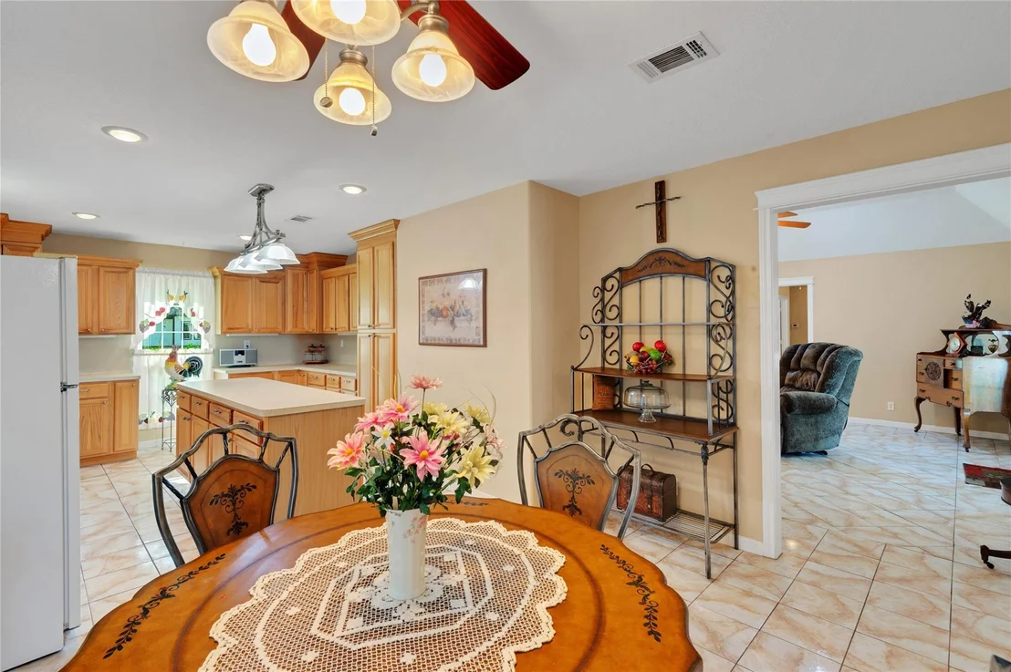 Photo of 27047 Holly Drive