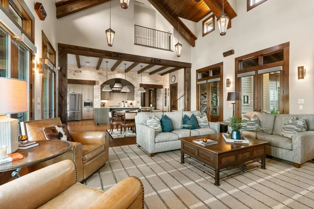 Photo of 16480 Hunters Trail