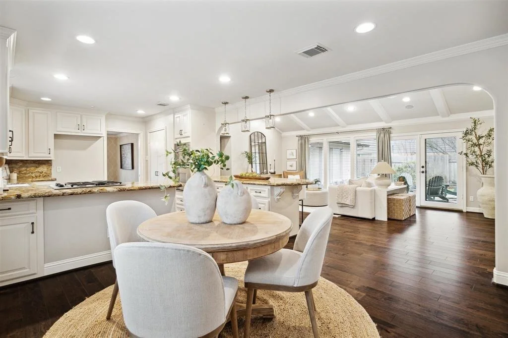 Photo of 10223 Pine Forest Road