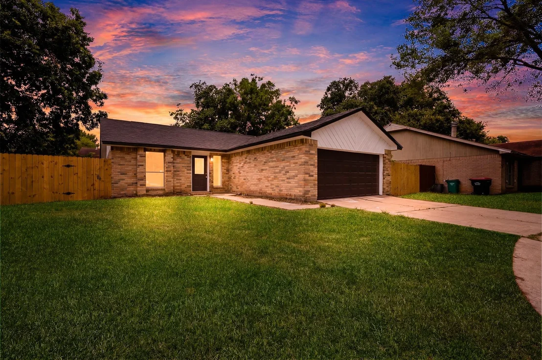Photo of 7310 Londres Drive