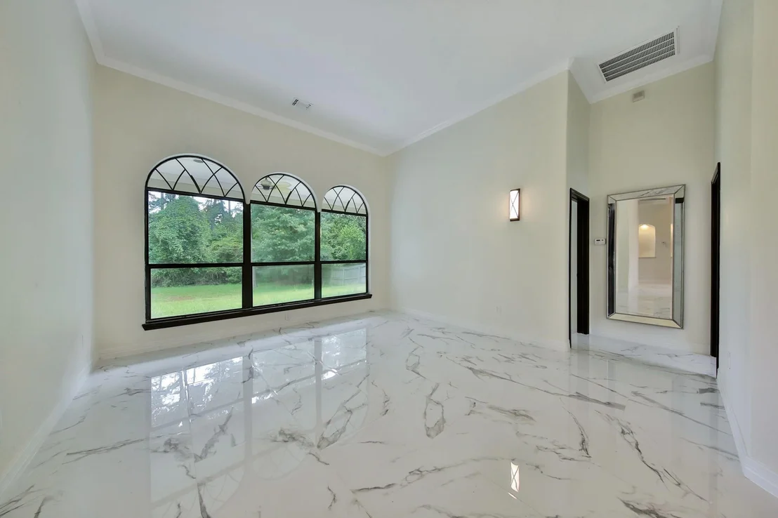 Photo of 2283 Deer Cove Trail