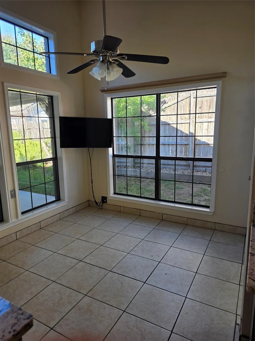 Photo of 3437 Columbia Drive