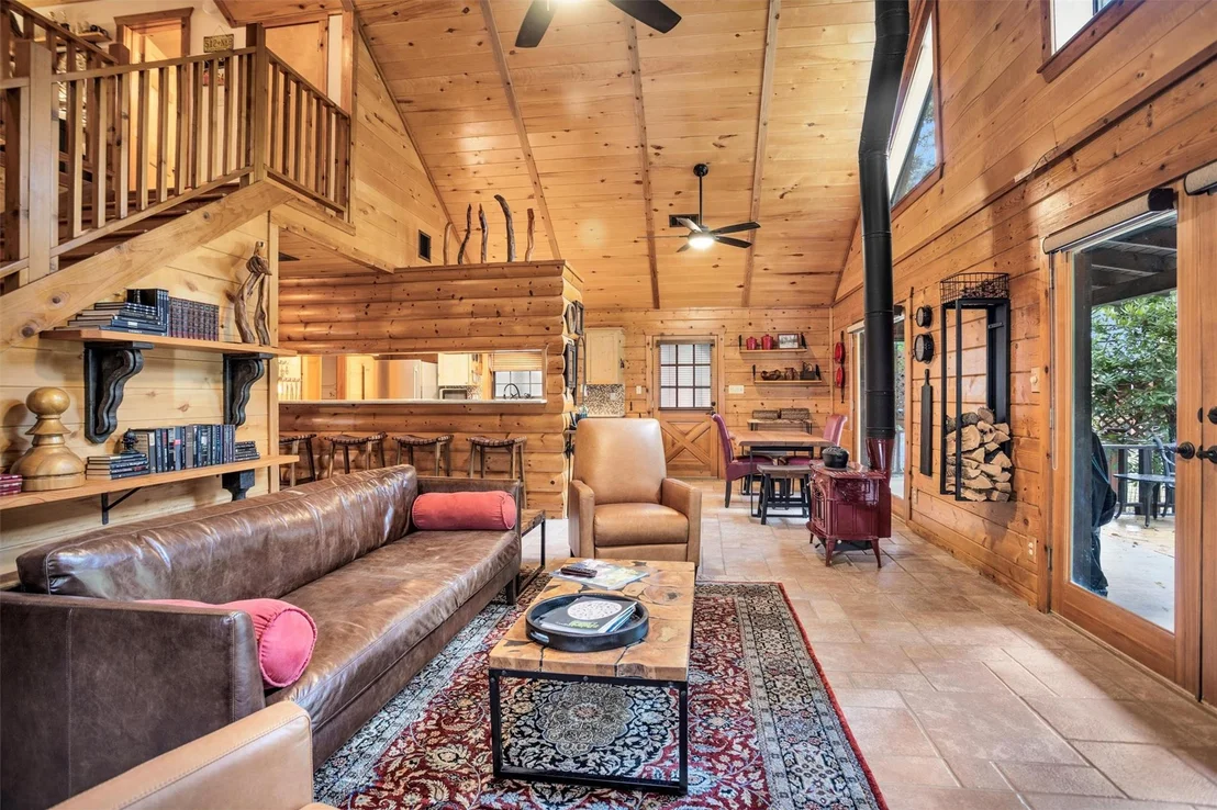 Photo of 3 Cypress Bend