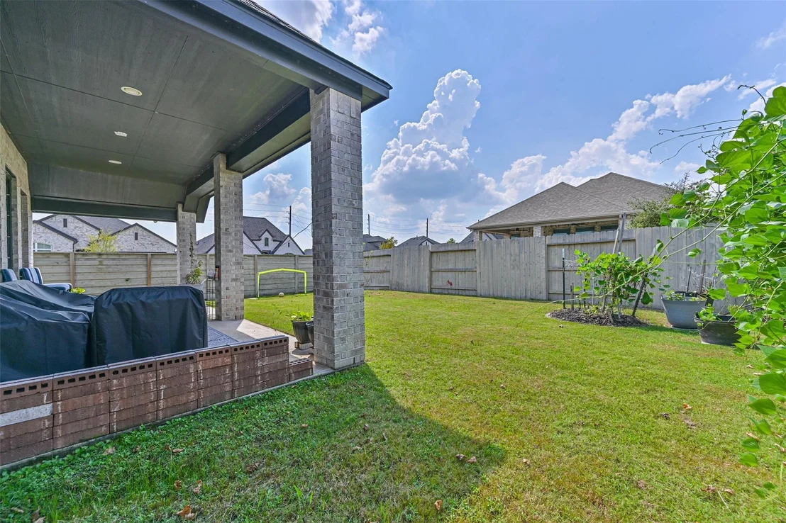 Photo of 5138 Walnut Grove Lane