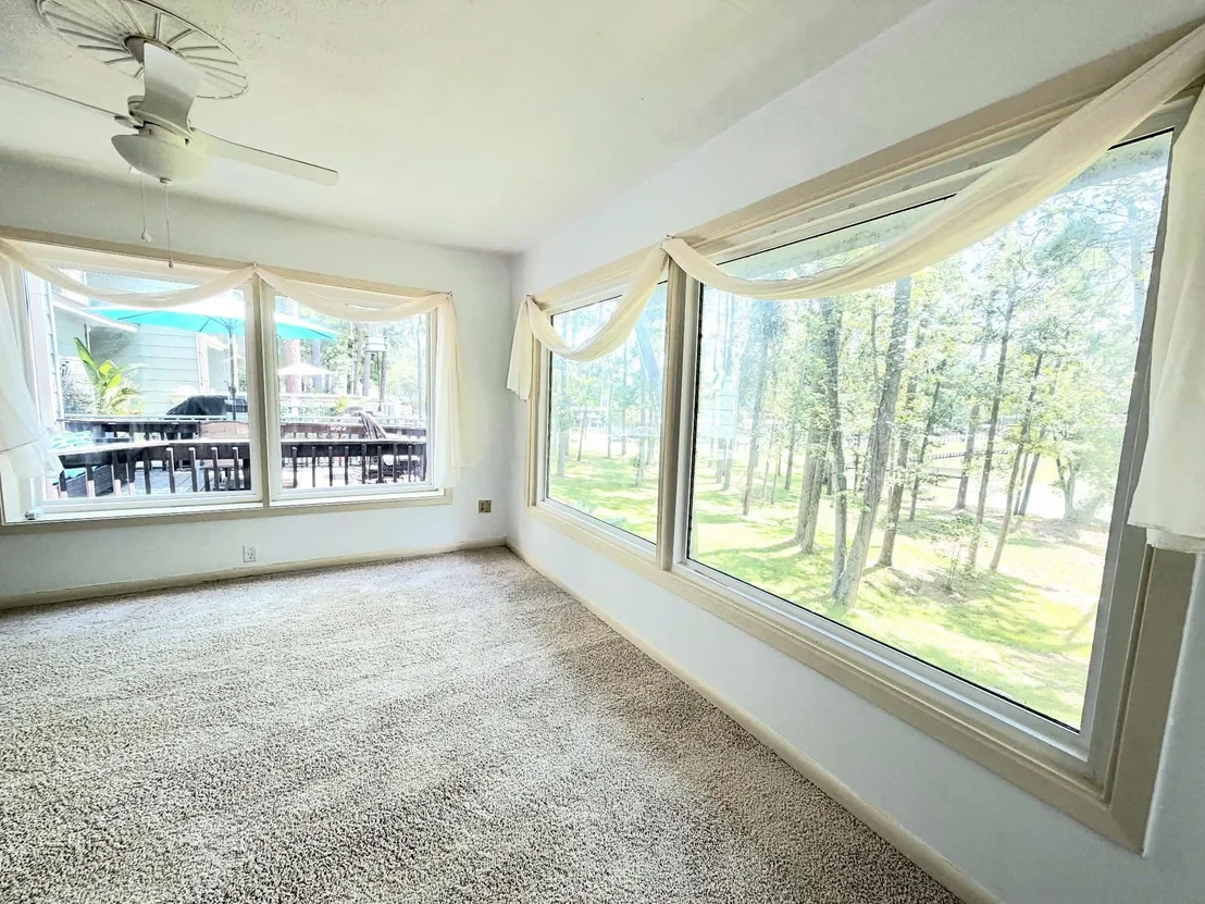 Photo of 162 Villa Way