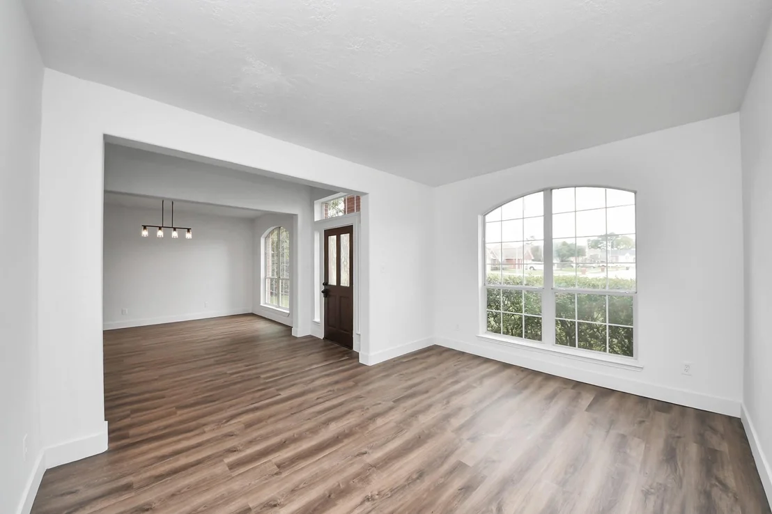 Photo of 3415 La Fleur Lane