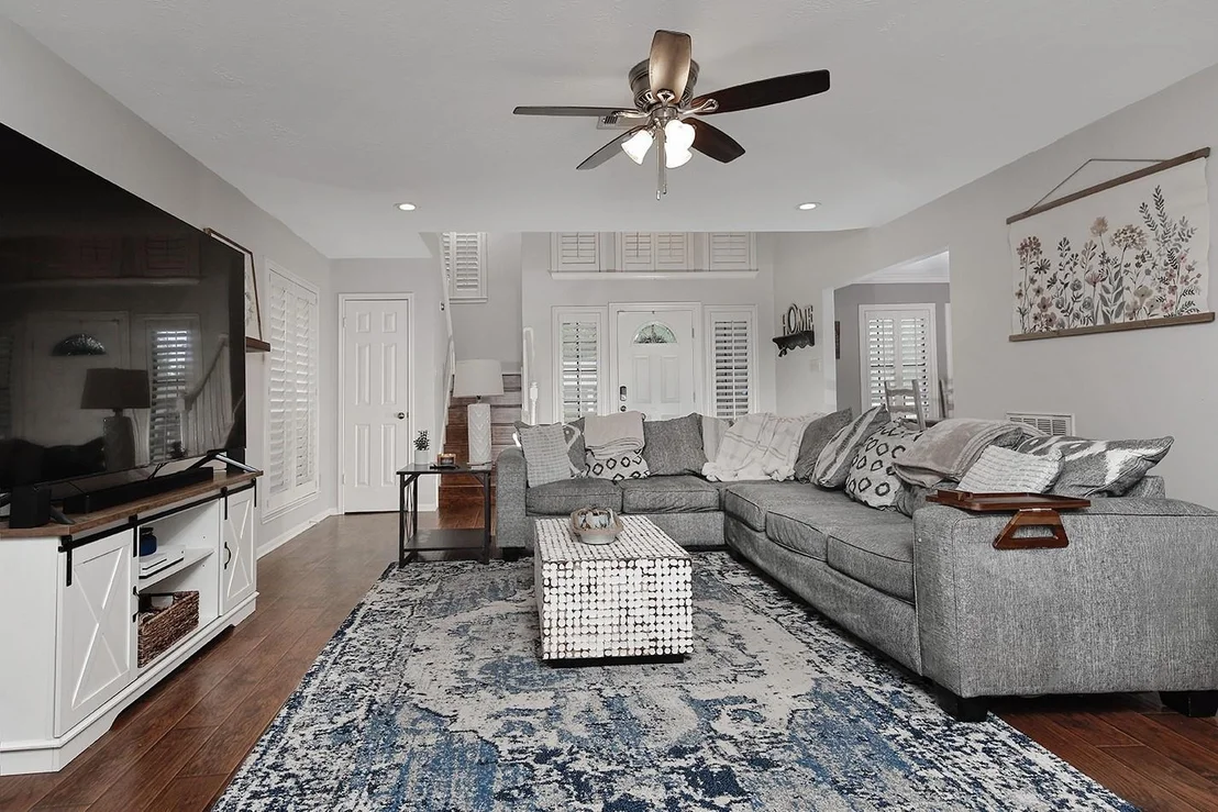 Photo of 2619 Knollbrook Lane