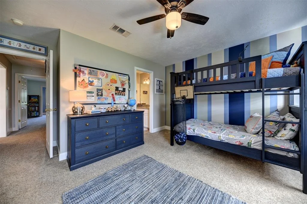 Photo of 3101 Creekside Drive