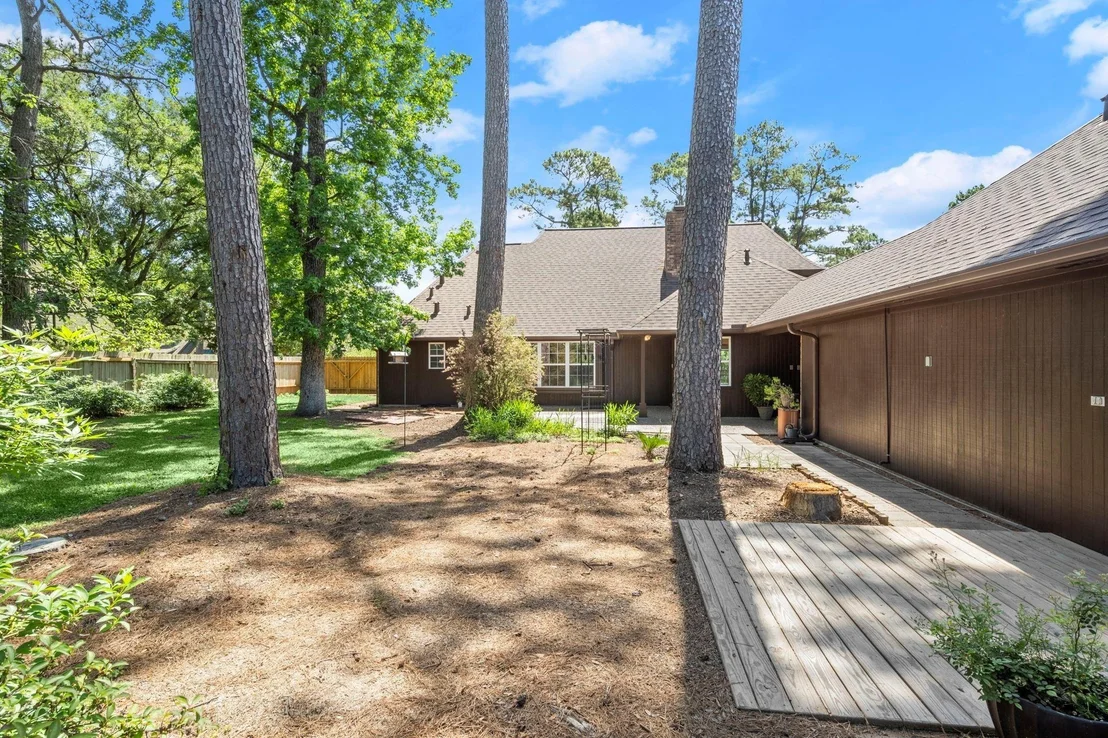 Photo of 518 Magic Oaks Drive