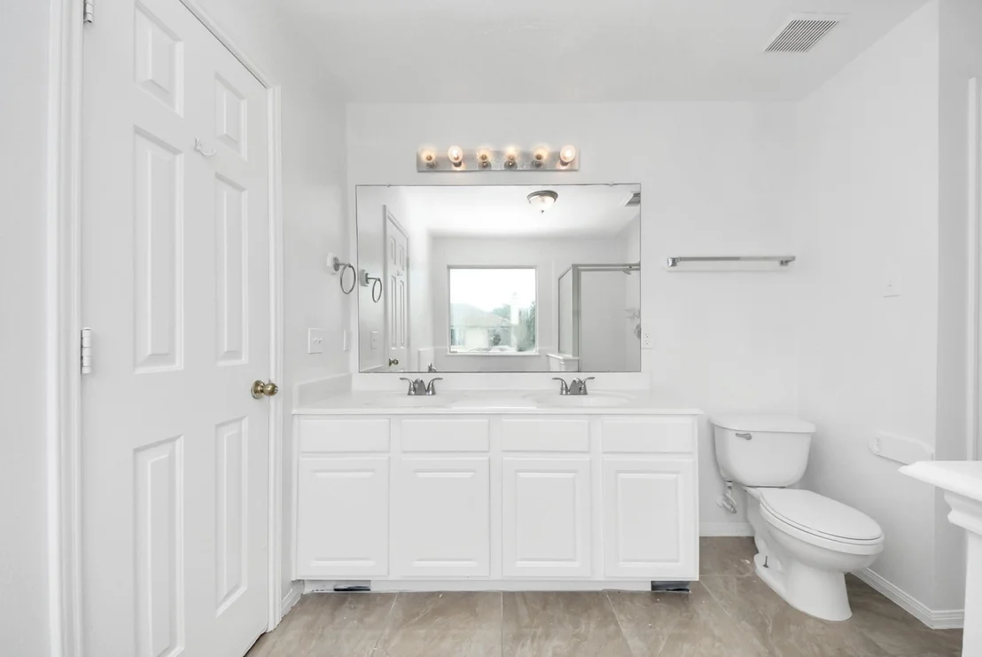 Photo of 7238 Foxshadows Lane