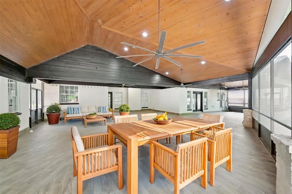 Photo of 723 Valley Commons Drive
