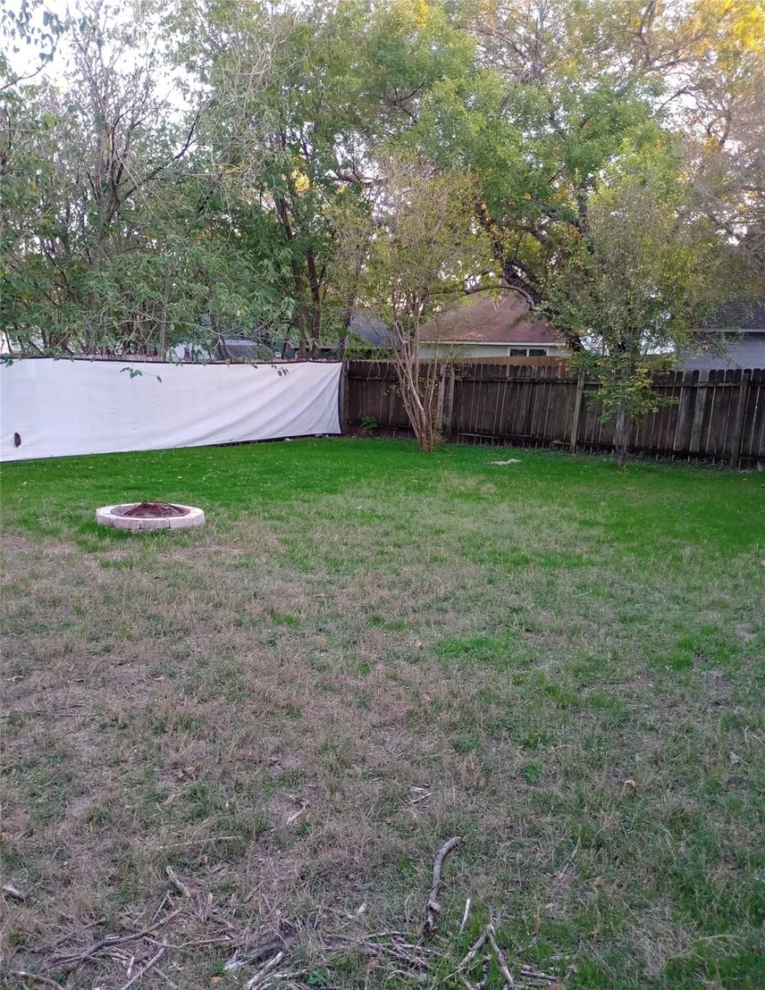 Photo of 805 Kavanagh Drive