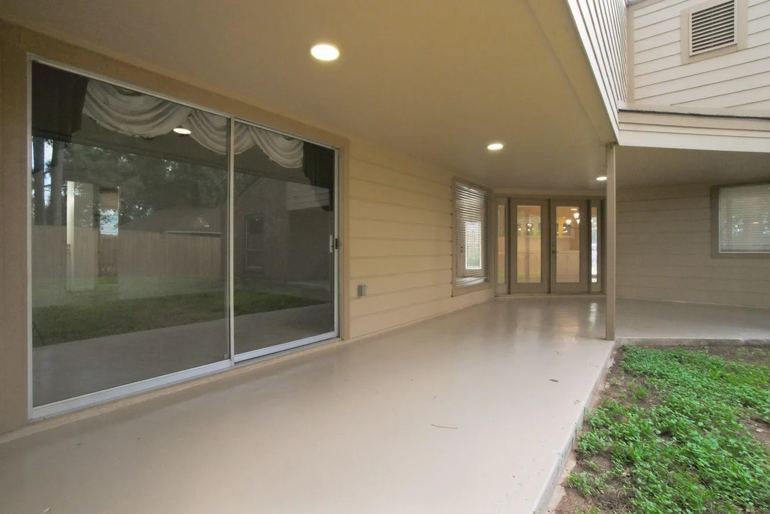 Photo of 74 Oak Grove Lane