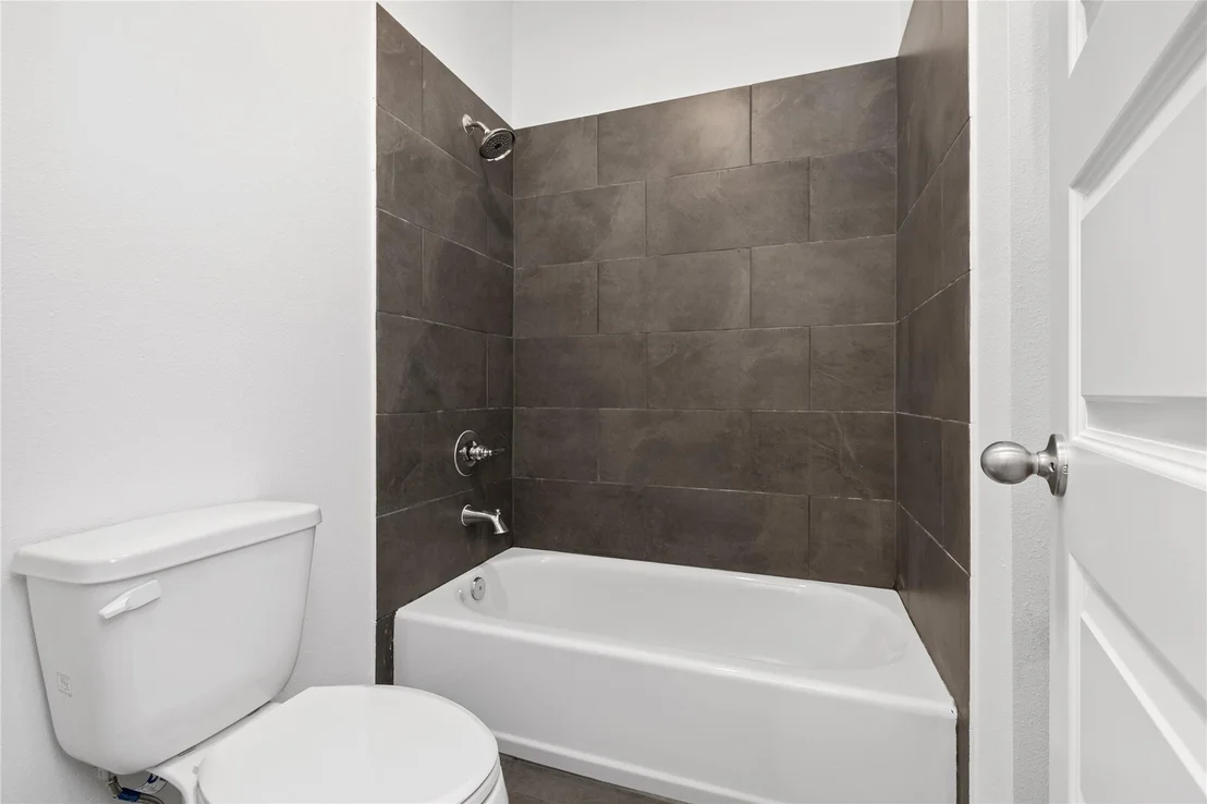 Photo of 1814 Archwood Drive