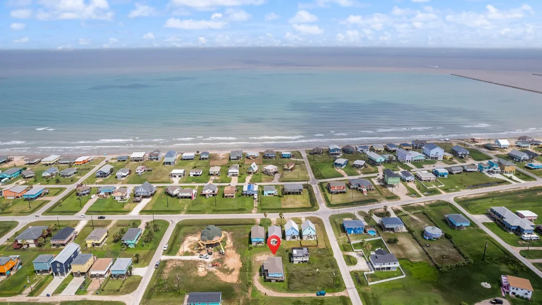Photo of 818 Surf Drive