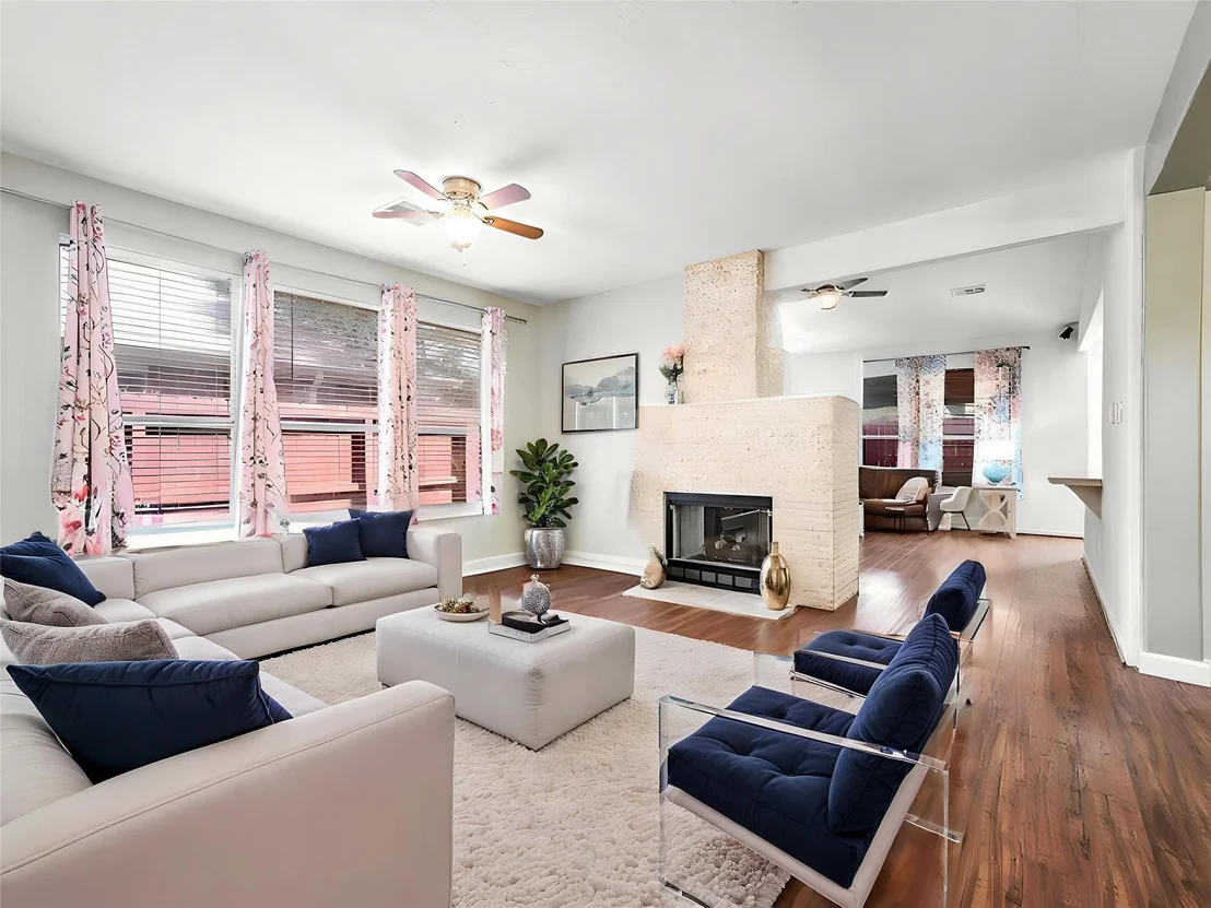 Photo of 1311 Shadow Mountain Drive