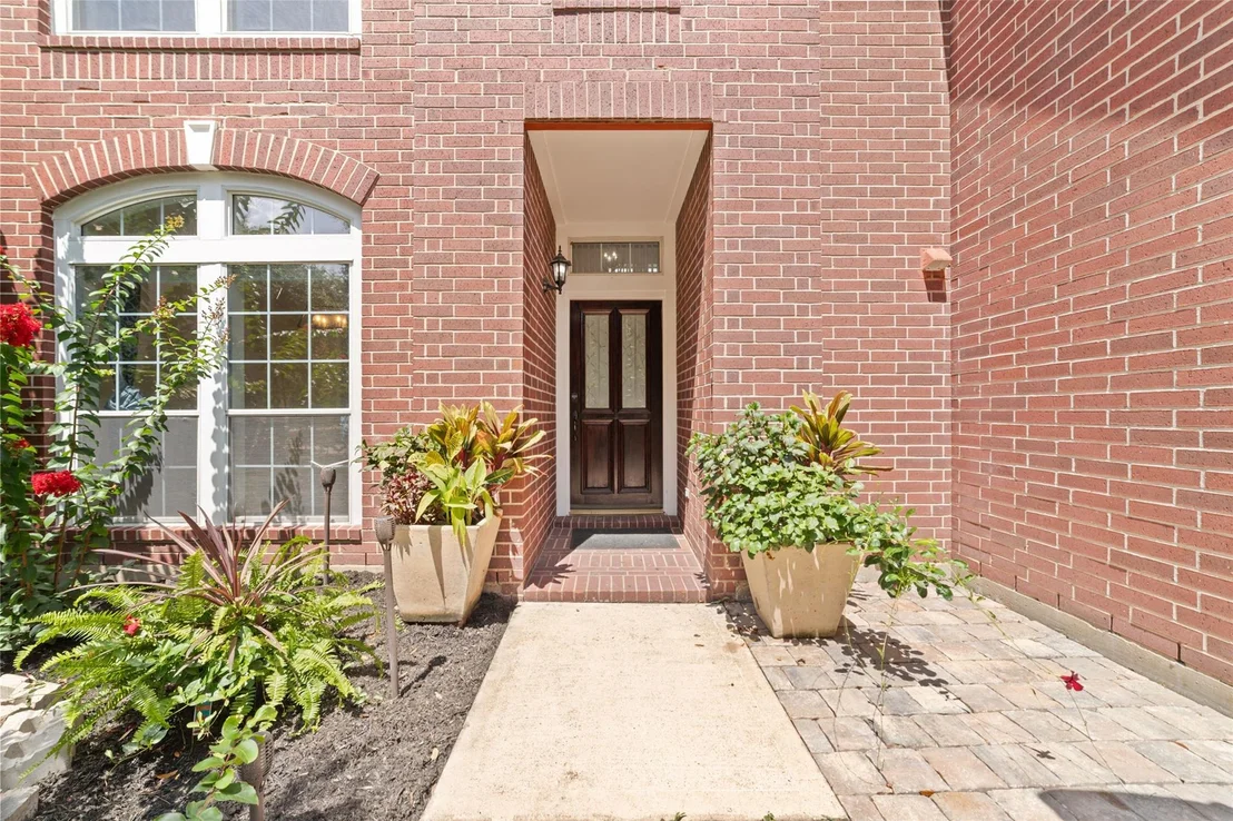 Photo of 6207 Suncrest Court