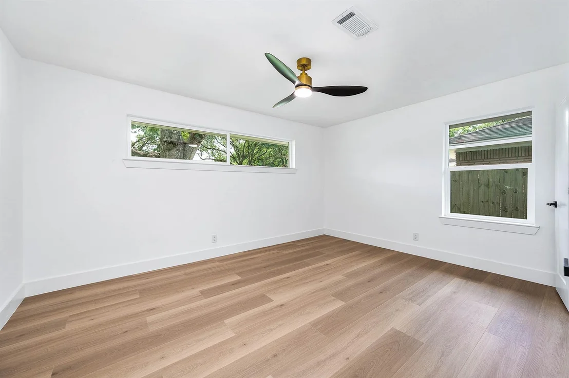 Photo of 10814 Moonlight Drive