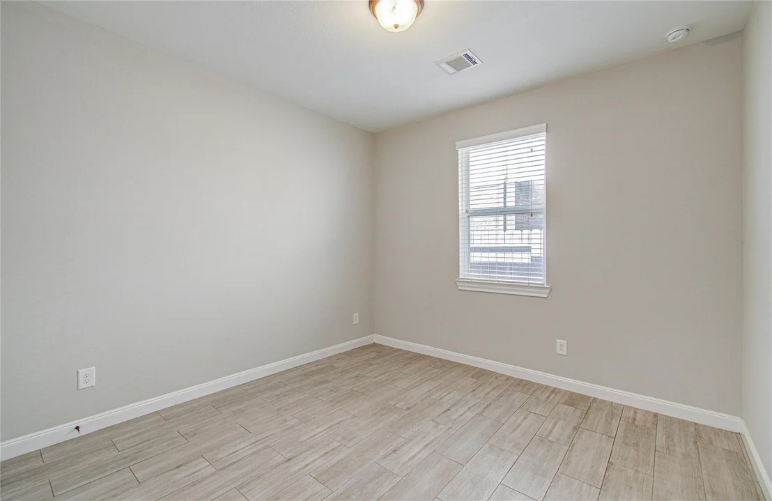 Photo of 15626 Windsor Bluff Drive