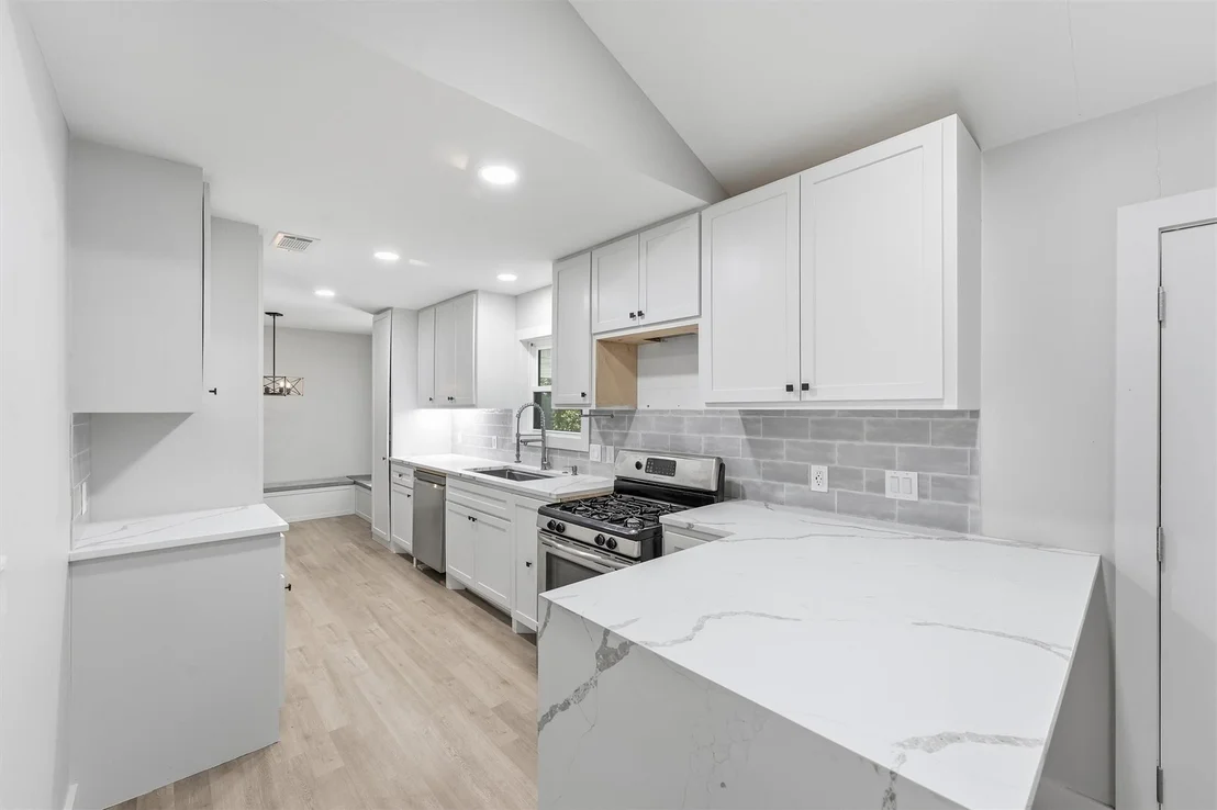 Photo of 11907 Renwick Drive