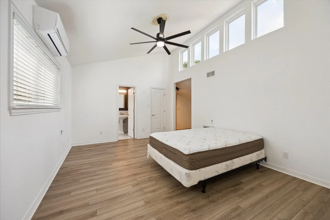 Photo of 7807 Del Rey Lane