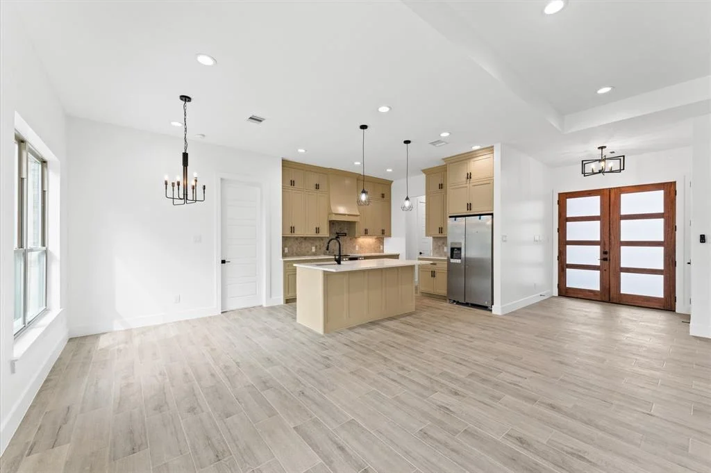 Photo of 17018 Lexington Dr