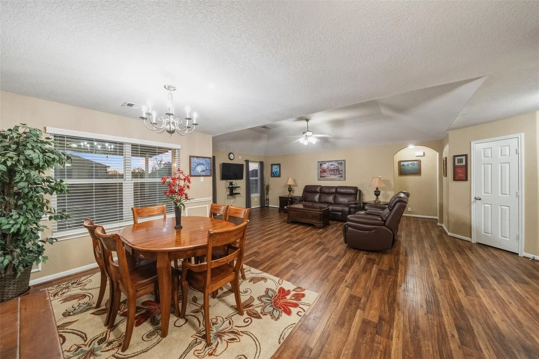 Photo of 12619 Hackberry Drive