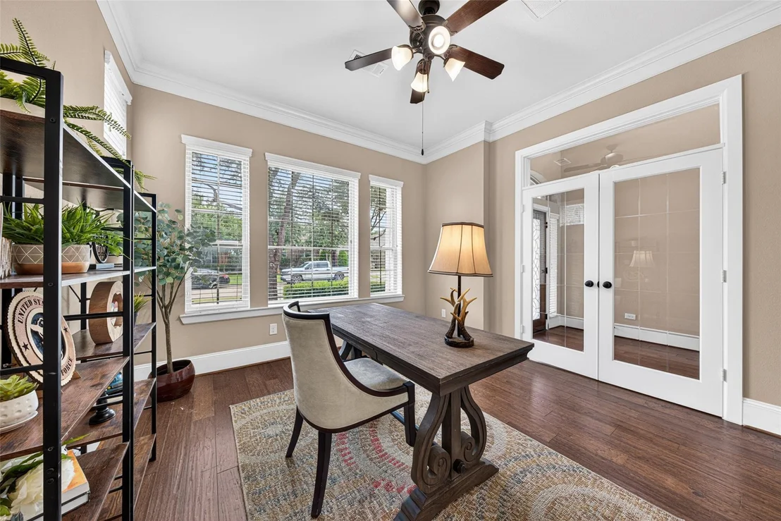 Photo of 10410 Hatcher Drive