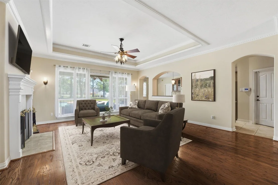 Photo of 16018 Lower Lake Drive