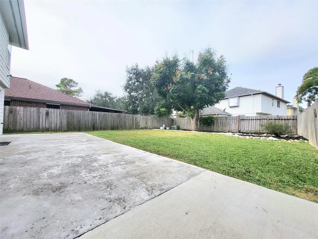 Photo of 8722 Ashlawn Drive