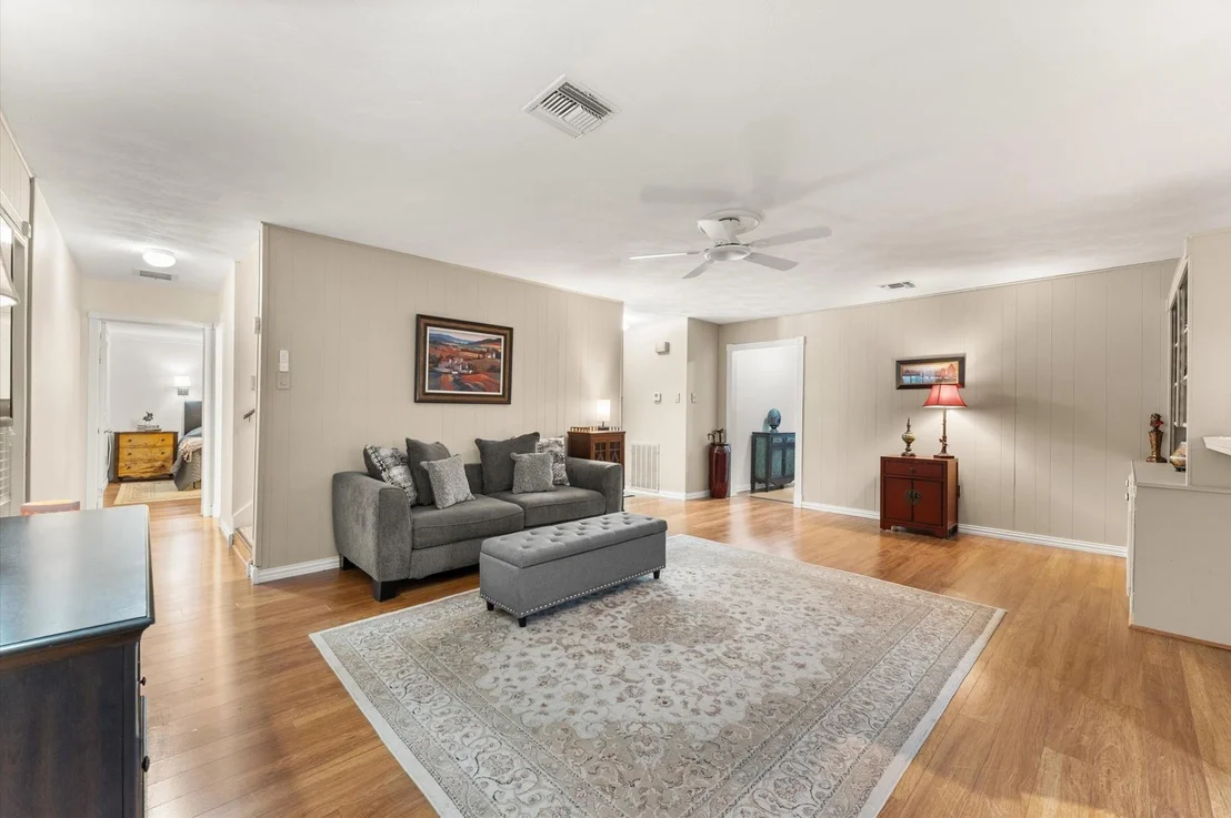 Photo of 12502 Maxim Drive